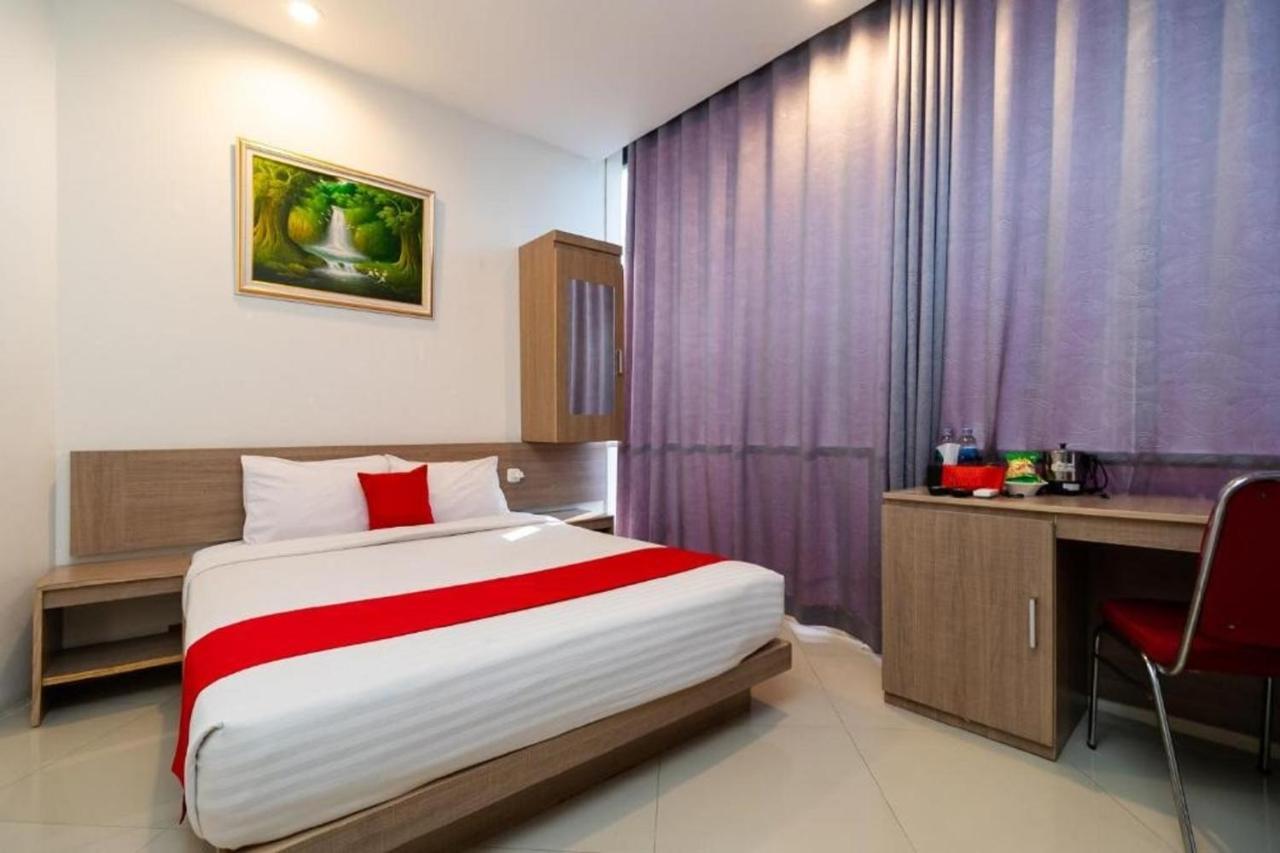 Hotel Domino Palembang Exterior photo